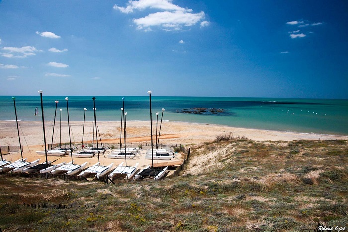 Plage de Brétignolles sur Mer proche du camping avec parc aquatique 