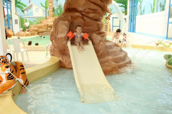 espace aquatique camping avec location cottage en vendée